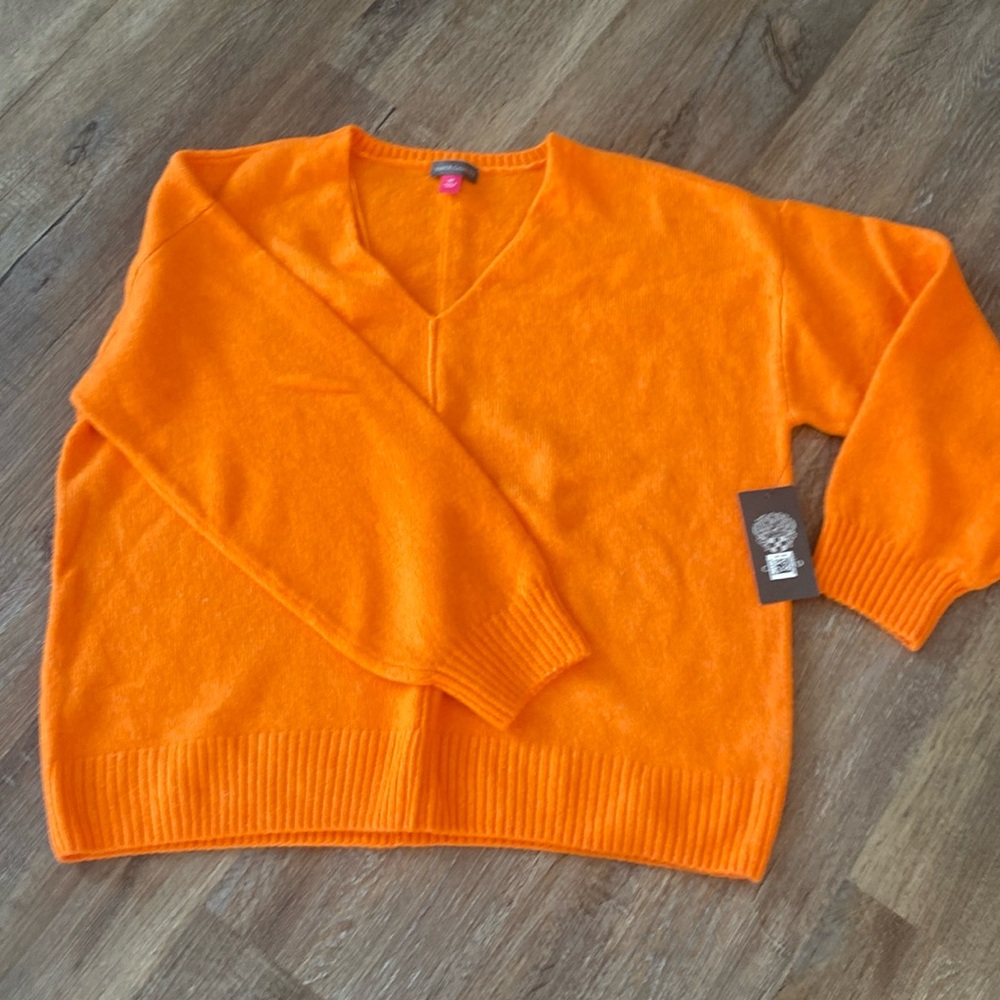 Vince Camuto sweater